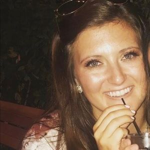 Meet your Posher, Torie